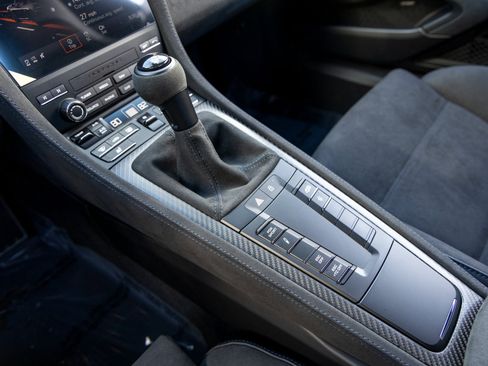 Certified 2025 Porsche 718 Cayman GT4 RS image 42