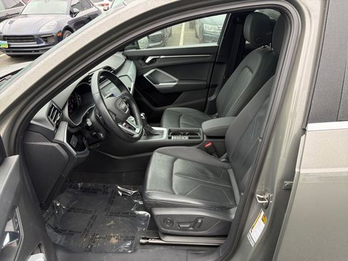 Used 2021 Audi Q3 2.0T Premium w/ Convenience Package AWD/4WD image 30