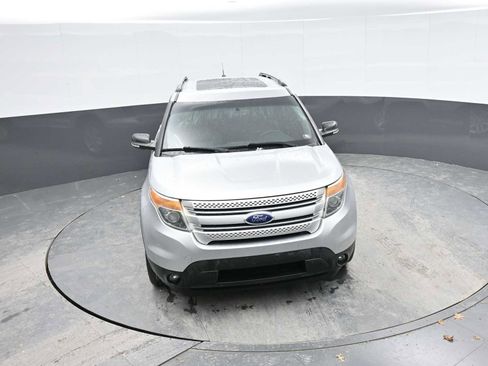 Used 2014 Ford Explorer XLT w/ Equipment Group 202A image 13