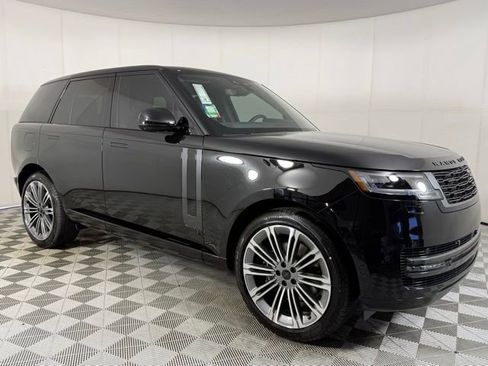 New 2026 Land Rover Range Rover SE image 5