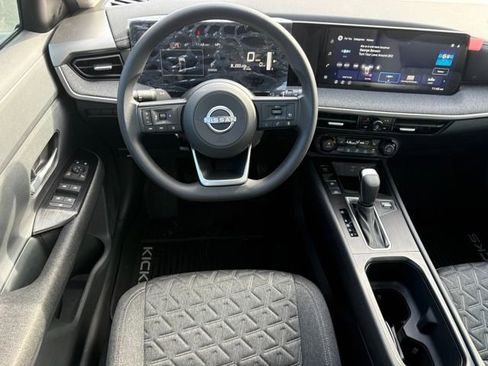 New 2026 Nissan Kicks SV w/ SV Premium Package image 10