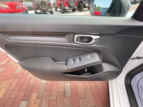 Certified 2025 Honda Civic Sport image 10