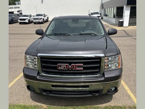 Used 2011 GMC Sierra 1500 SLT w/ SLT Convenience Package AWD/4WD image 1