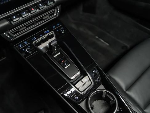 Certified 2024 Porsche 911 Carrera T RWD image 25