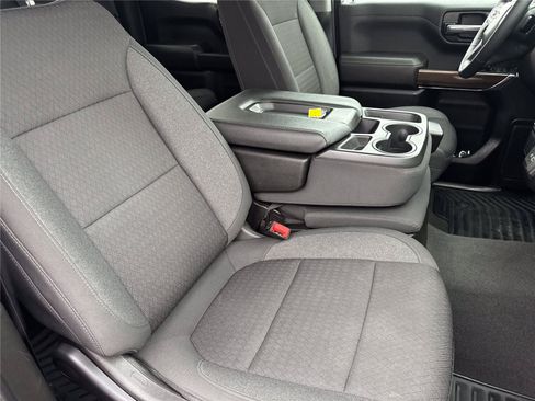 Used 2022 Chevrolet Silverado 1500 LT AWD/4WD image 36