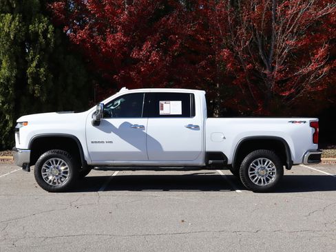 Used 2020 Chevrolet Silverado 2500 LTZ image 6