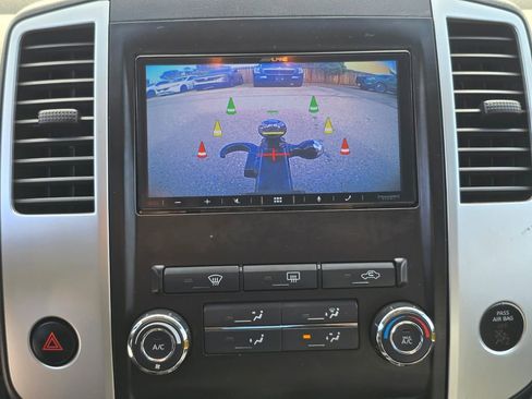 Used 2011 Nissan Xterra S image 5