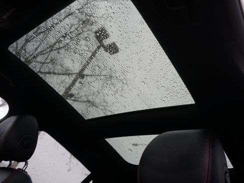 Used 2018 Mercedes-Benz GLC 43 AMG AMG GLC 43 image 29