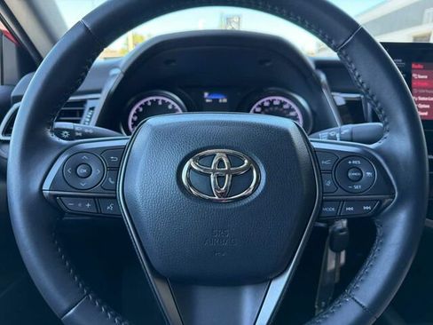 Used 2021 Toyota Camry SE FWD image 25