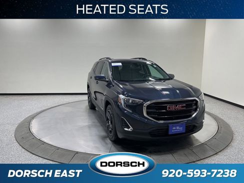 Used 2018 GMC Terrain SLE w/ Driver Convenience Package FWD image 4