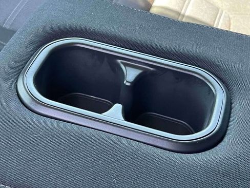 Used 2019 Honda CR-V LX image 17