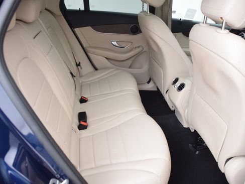 Certified 2022 Mercedes-Benz GLC 300 image 18