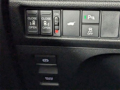 New 2026 Honda Odyssey Elite image 23