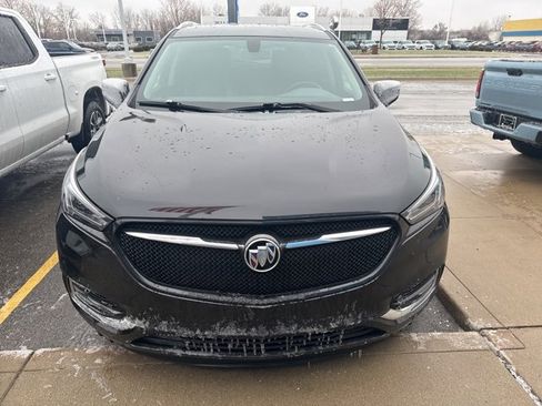 Used 2021 Buick Enclave Essence w/ Sport Touring Edition image 5