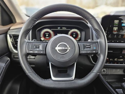 Used 2023 Nissan Rogue Platinum w/ Platinum Premium Package image 23