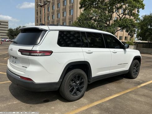 Used 2022 Jeep Grand Cherokee L Limited w/ Luxury Tech Group II RWD image 6
