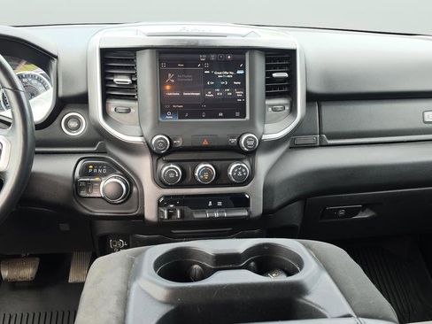 Used 2022 RAM 1500 Big Horn AWD/4WD image 12