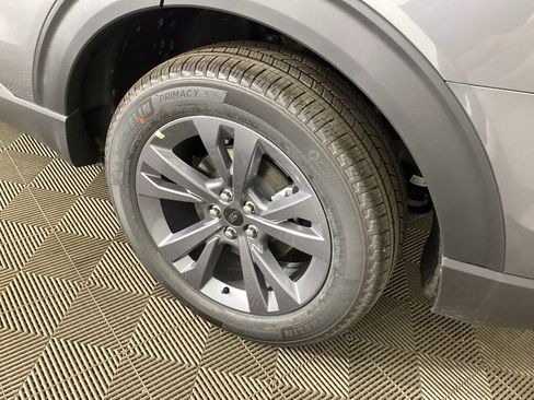 New 2026 Ford Explorer Active w/ Active Comfort Package AWD/4WD image 7