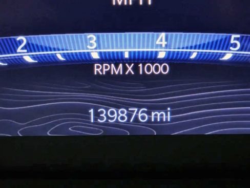 Used 2023 Jeep Grand Cherokee L Limited AWD/4WD image 25