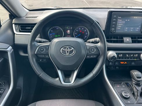 Certified 2019 Toyota RAV4 XLE w/ Convenience Package AWD/4WD image 14