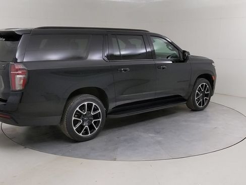 Used 2024 Chevrolet Suburban RST w/ Luxury Package AWD/4WD image 14