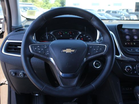 Used 2024 Chevrolet Equinox LT AWD/4WD image 9