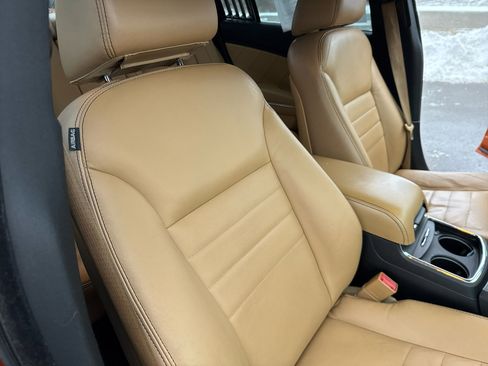 Used 2011 Dodge Charger R/T w/ Driver Confidence Group image 24