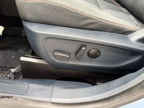 Used 2022 Ford Maverick XLT w/ Equipment Group 300A Standard image 12