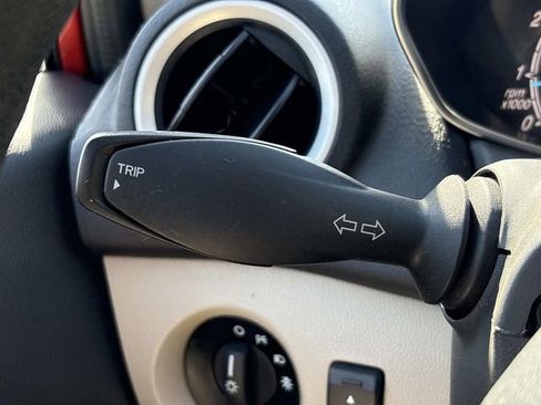 Certified 2019 Ford Fiesta SE image 28