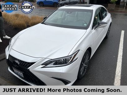 Certified 2023 Lexus ES 250 w/ Premium Package