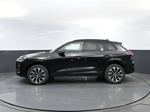 New 2026 Audi Q3 quattro 2.0T AWD/4WD image 28