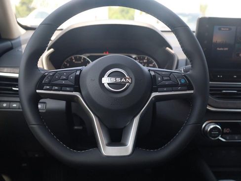 New 2026 Nissan Altima 2.5 SV w/ SV Premium Package FWD image 8