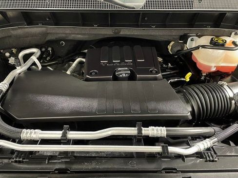 Used 2023 Chevrolet Silverado 1500 LT image 23