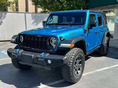 Used 2024 Jeep Wrangler Unlimited image 3