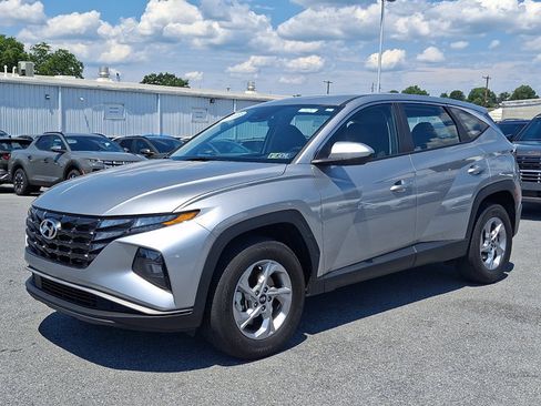 Used 2024 Hyundai Tucson SE AWD/4WD image 1