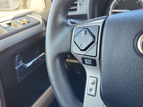 Used 2021 Toyota 4Runner Limited image 18