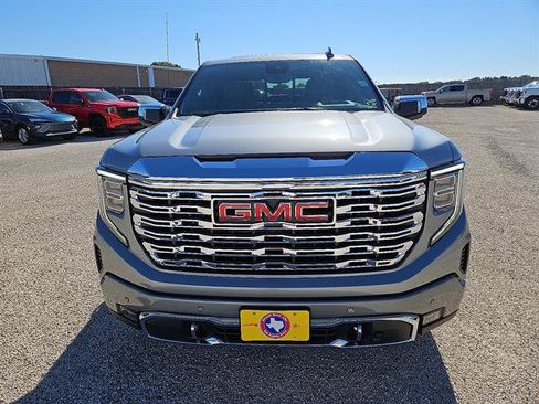 Used 2026 GMC Sierra 1500 Denali image 8