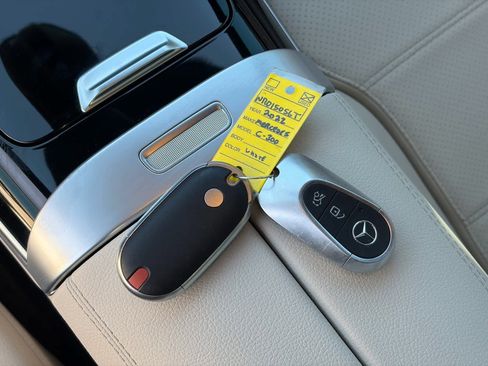 Used 2022 Mercedes-Benz C 300 Sedan image 33