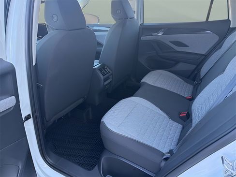 Used 2025 Volkswagen Tiguan S image 25