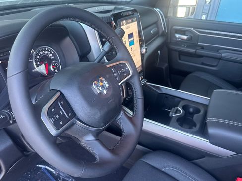 New 2026 RAM 2500 Big Horn AWD/4WD image 9