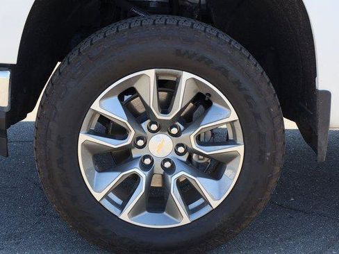 Used 2021 Chevrolet Silverado 1500 LT w/ All Star Edition Plus image 30