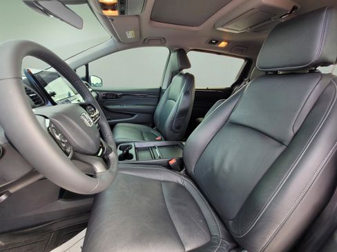 Used 2024 Honda Odyssey Touring image 10
