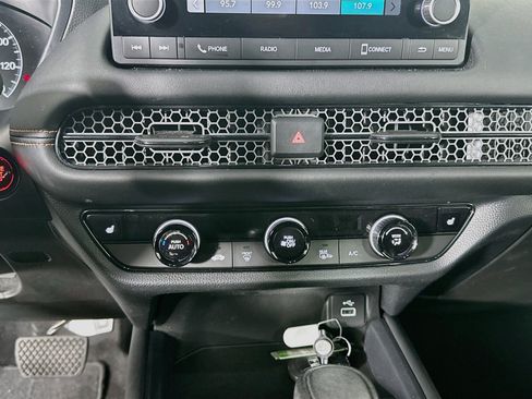 Used 2024 Honda HR-V Sport image 22