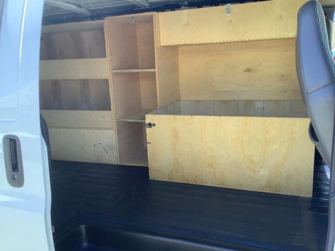 Used 2003 Chevrolet Express 1500 image 37