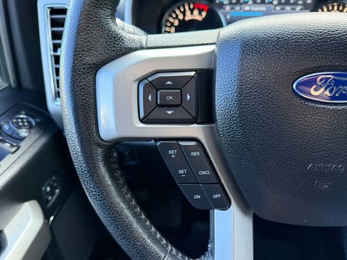 Used 2016 Ford F150 Lariat w/ Equipment Group 502A Luxury image 21