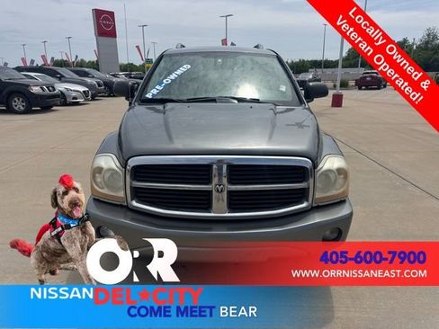 Used 2005 Dodge Durango Limited w/ Trailer Tow Group RWD image 5