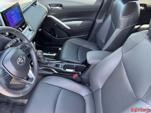 Certified 2024 Toyota Corolla Cross XLE w/ Convenience Package image 20