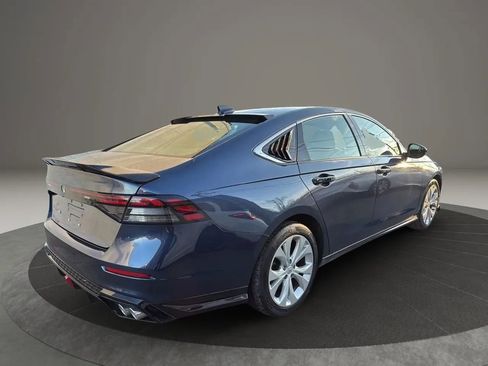 Used 2023 Honda Accord EX image 5