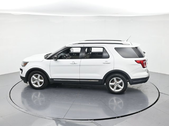 Used 2019 Ford Explorer XLT w/ Equipment Group 202A FWD image 47