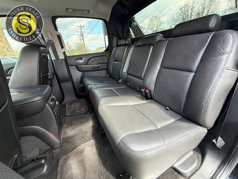 Used 2009 Cadillac Escalade EXT image 14
